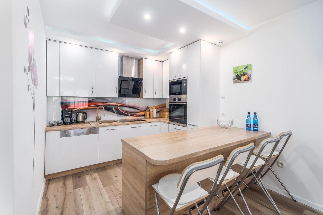 Seaside Breeze Stylish Apartment Balcony & Parking By Noclegi Renters Miedzyzdroje Esterno foto